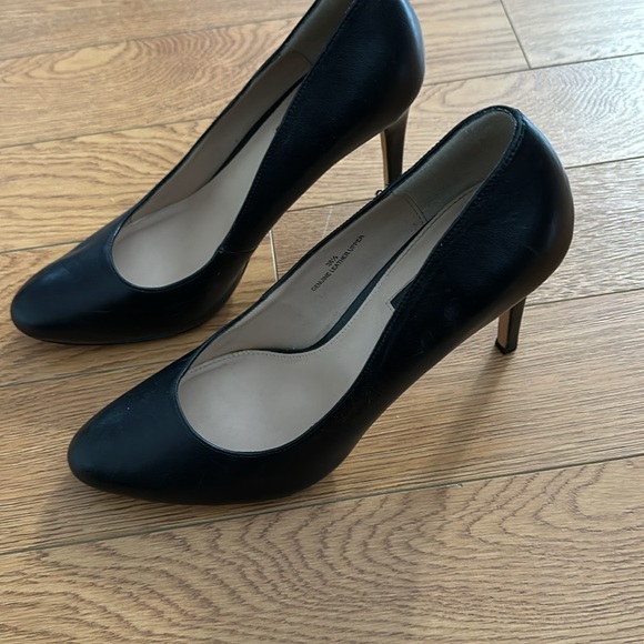 Women’s black heels pumps - Picture 3 of 6